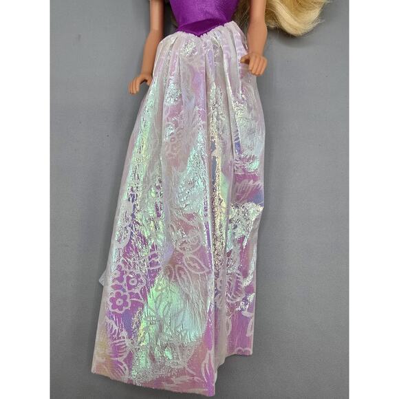 Vintage 1989 My First Princess Barbie Original White Iridescent Gown - Picture 4 of 8